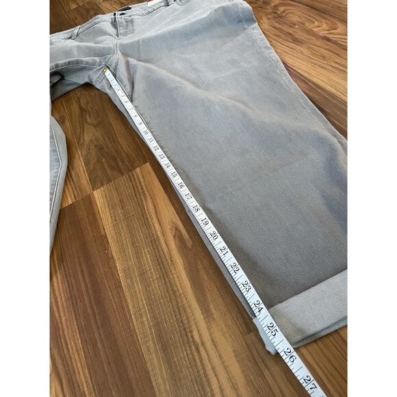 NWT Talbots Flawless Five Pocket Woman Boyfriend Jeans Women’s 24w Gray Relaxed - Picture 4 of 9